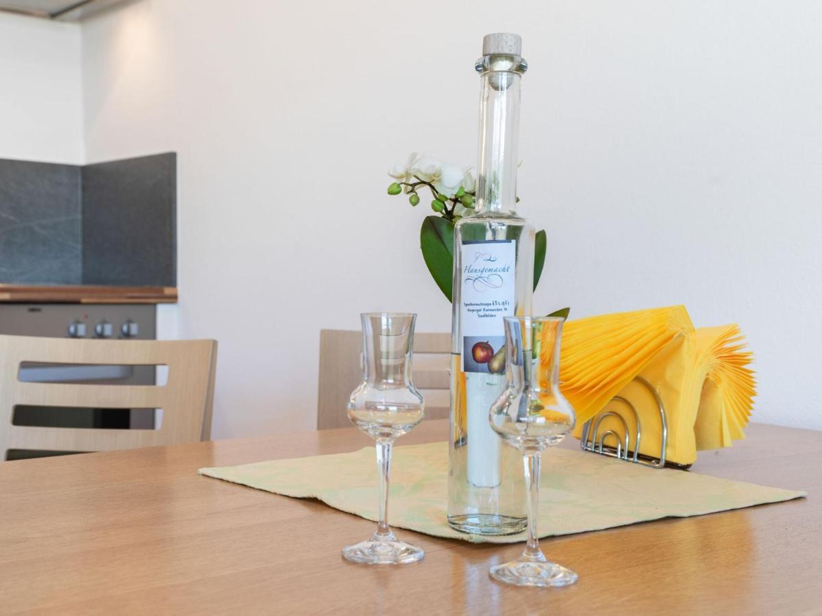 Elegant Apartment In Saalfelden With Balcony Eksteriør bilde