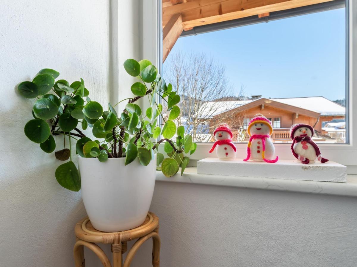 Elegant Apartment In Saalfelden With Balcony Eksteriør bilde